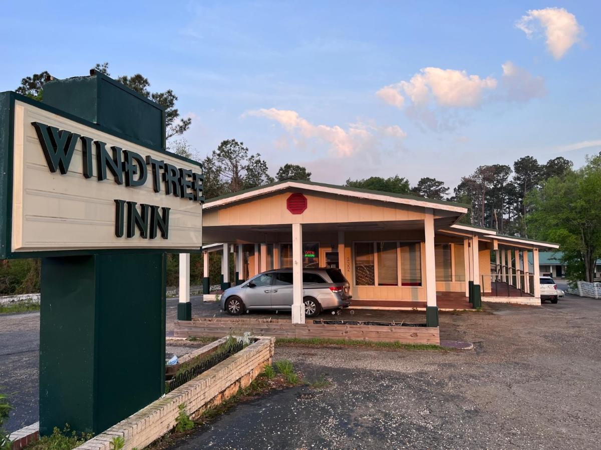 Windtree Inn Grove Hill Buitenkant foto